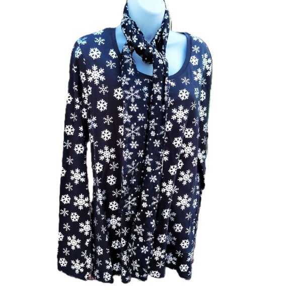 No Boundaries Tops - Top with Matching Scarf NWOT JXL